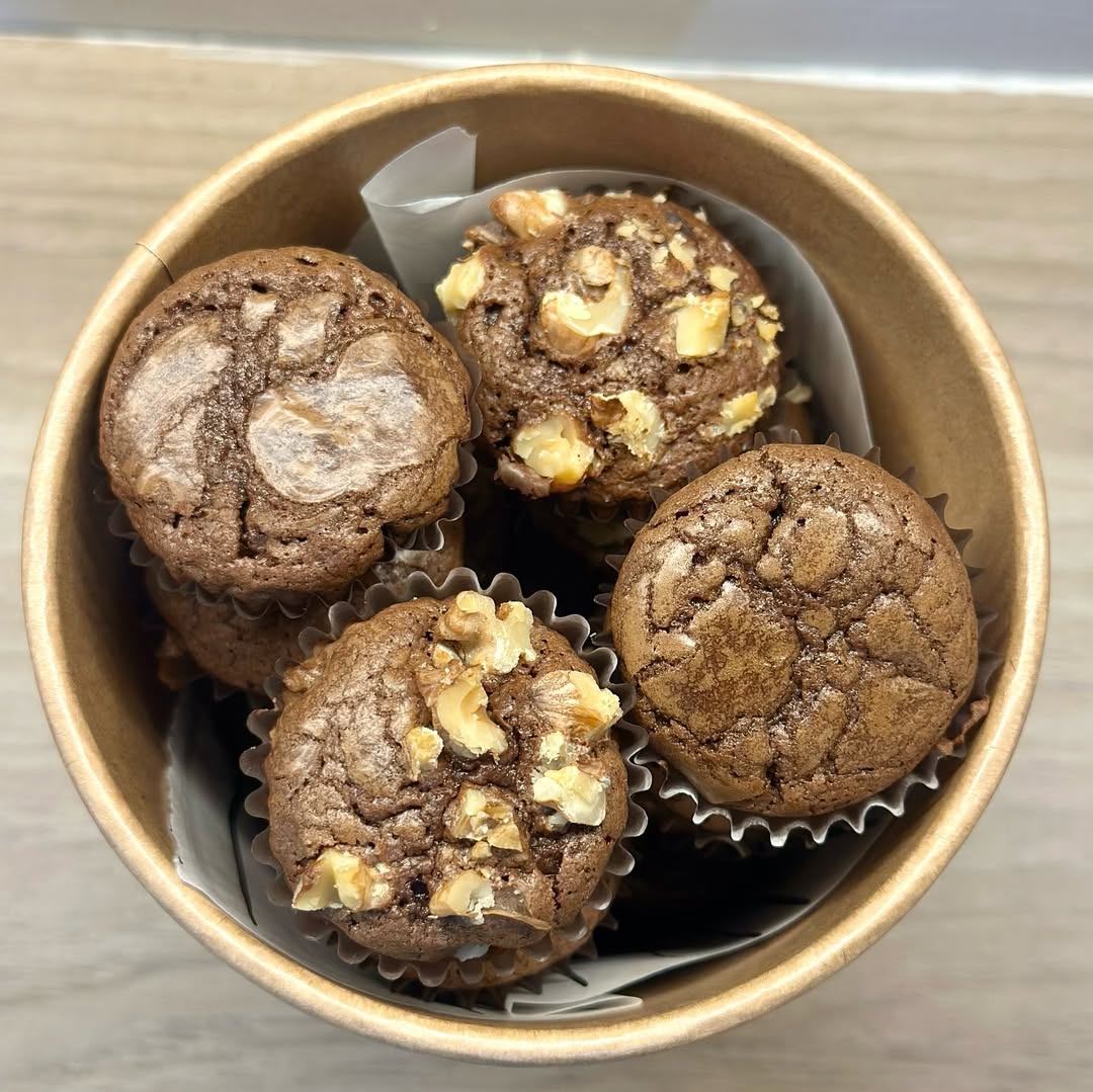 Little Brownie Co. — behind the scenes photo 6
