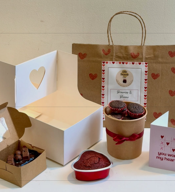 Valentine's gifting set with brownies, dip and card